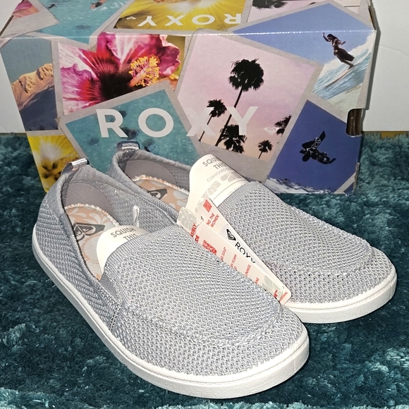 Roxy Women's Light Gray Knit Slip-On Shoes - Picture 1 of 7